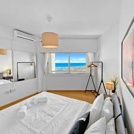 1br Seafront With Community Pool Apartament *