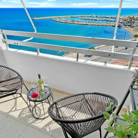 Appartement 1br Seafront With Community Pool