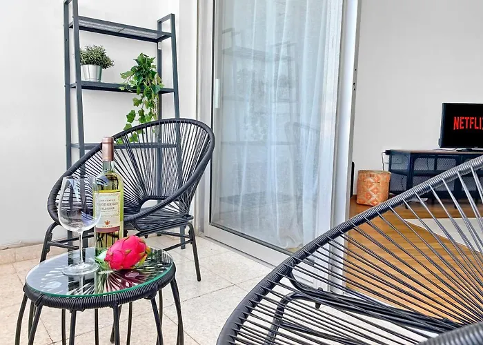 1br Seafront With Community Pool Apartament *